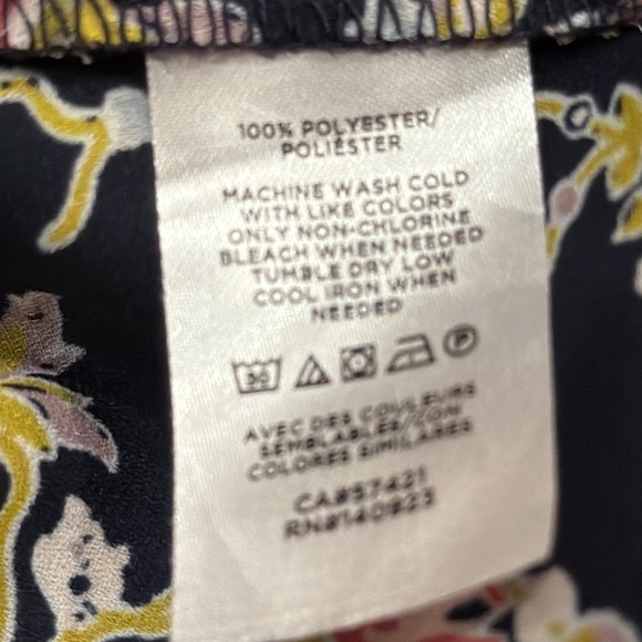 Loft women’s sleeveless floral blouse size large. - Picture 7 of 8